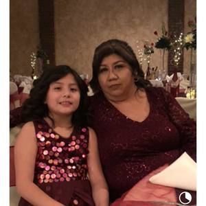 Meet your Posher, Divina